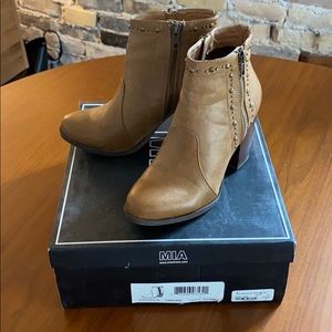 MIA tan booties